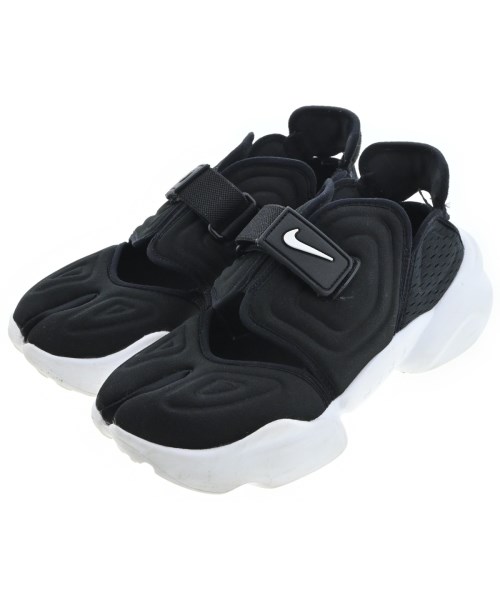 NIKE(ナイキ)スニーカー 黒 サイズ:24.5cm/2200634801044