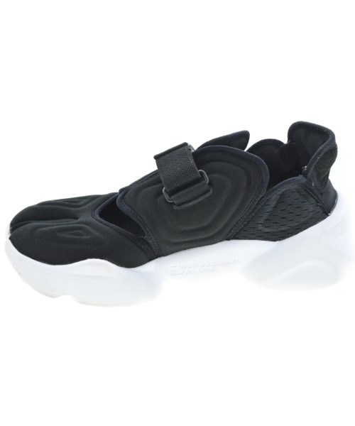 NIKE（ナイキ）スニーカー 黒 サイズ:24.5cm レディース/2200634801044