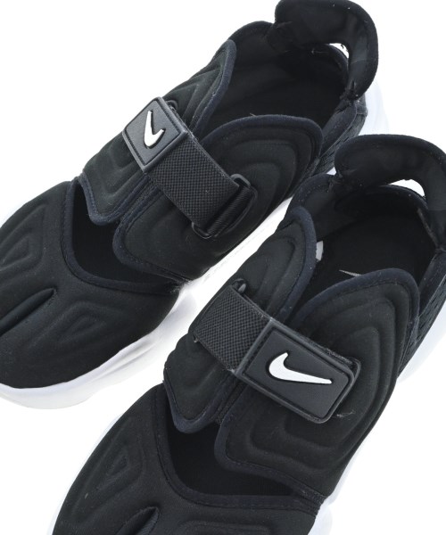 NIKE（ナイキ）スニーカー 黒 サイズ:24.5cm レディース/2200634801044