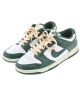 NIKE スニーカー