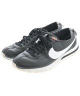 NIKE スニーカー