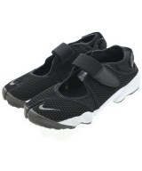 NIKE スニーカー