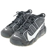 NIKE スニーカー