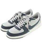 NIKE スニーカー