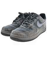 NIKE スニーカー