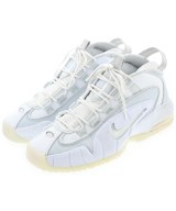 NIKE スニーカー