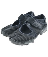 NIKE スニーカー