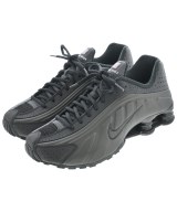 NIKE スニーカー