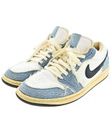 NIKE スニーカー