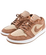 NIKE スニーカー