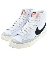 NIKE スニーカー