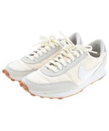 NIKE スニーカー