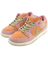 NIKE スニーカー