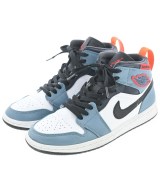 NIKE スニーカー