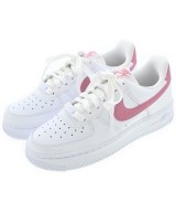 NIKE スニーカー