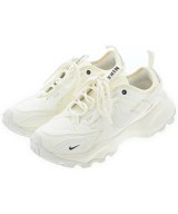 NIKE スニーカー