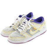 NIKE スニーカー