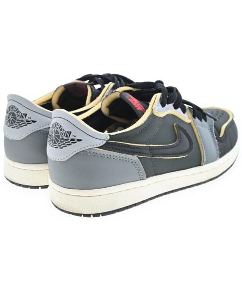 NIKE（ナイキ）スニーカー グレー サイズ:26cm メンズ/2200597174087