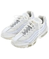 NIKE スニーカー