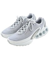 NIKE スニーカー
