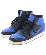 NIKE スニーカー