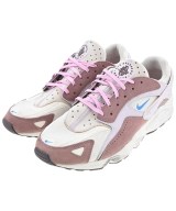NIKE スニーカー