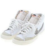 NIKE スニーカー