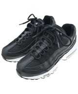 NIKE スニーカー