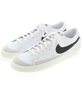 NIKE スニーカー