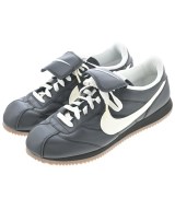 NIKE スニーカー