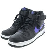 NIKE スニーカー