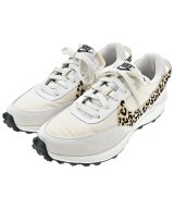 NIKE スニーカー