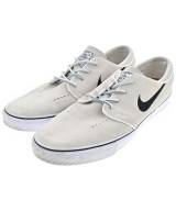 NIKE スニーカー