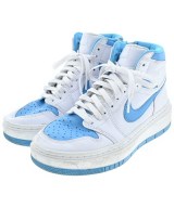 NIKE スニーカー