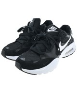 NIKE スニーカー