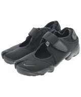 NIKE スニーカー