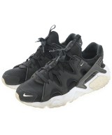 NIKE スニーカー