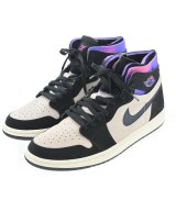 NIKE スニーカー
