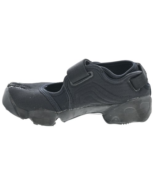 NIKE（ナイキ）スニーカー 黒 サイズ:22cm レディース/2200613901086