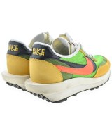 sacai（サカイ）スニーカー 緑 サイズ:27cm メンズ/2200621785098