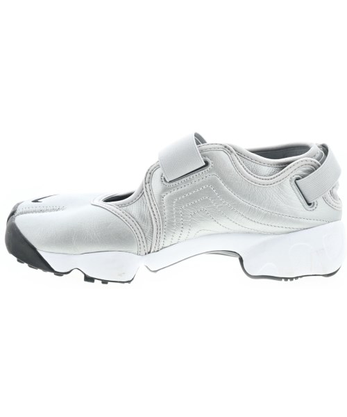 NIKE（ナイキ）スニーカー シルバー サイズ:24cm レディース/2200622884233