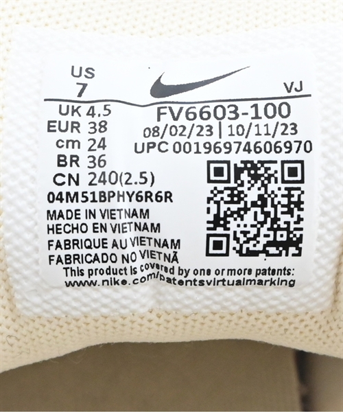 NIKE（ナイキ）スニーカー 白 サイズ:24cm レディース/2200623185094