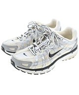 NIKE（ナイキ）スニーカー 白 サイズ:24cm レディース/2200623185094