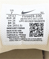 NIKE（ナイキ）スニーカー 白 サイズ:24cm レディース/2200623185094