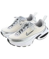 NIKE スニーカー