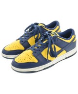 NIKE スニーカー