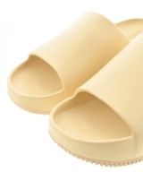 NIKE（ナイキ）サンダル 黄 サイズ:US7(24cm位) レディース/2200624245025