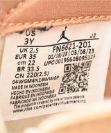 NIKE（ナイキ）スニーカー ベージュ サイズ:22cm レディース/2200624998044