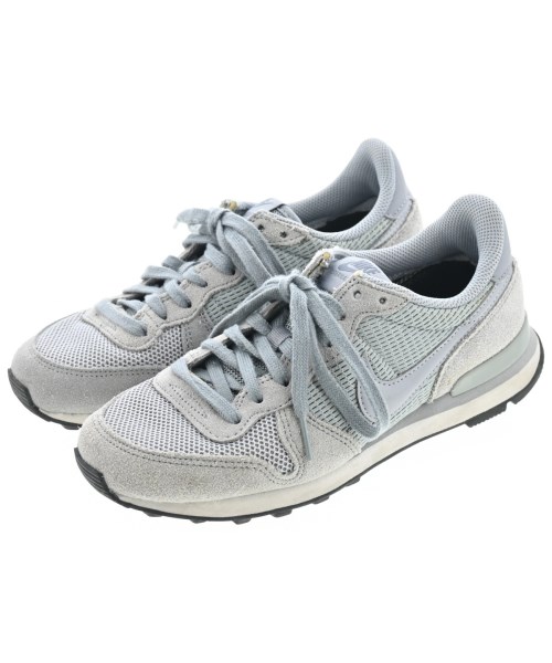 NIKE スニーカー