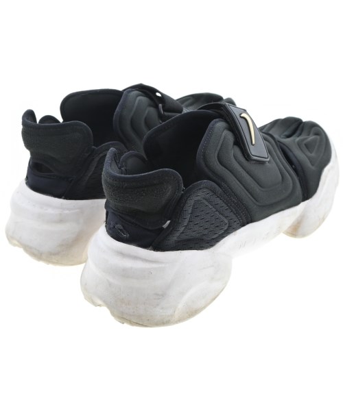 NIKE（ナイキ）スニーカー 黒 サイズ:28cm メンズ/2200623244043